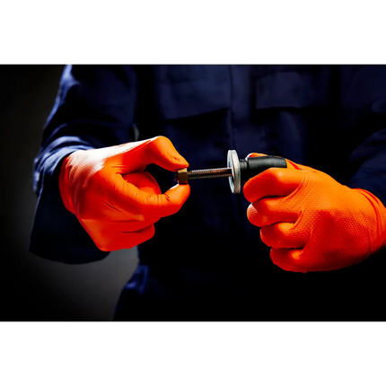 Nitrilhandschuh, orange, puderfrei, Diamond-Grip, Box à 100 Stück