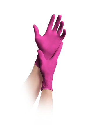 Pink Einmalhandschuhe aus Nitril, medizinische Schutzhandschuhe, werden angezogen
