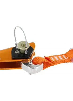 Oranger Notfall-Tourniquet mit Gurt und Metallmechanismus für schnelle Blutstillung