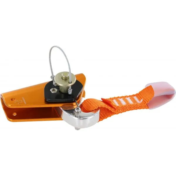 DIN EN 353-2, mitlaufende Sturzhemmvorrichtung, mit einem automatischen Schieber, geeignet für 11 mm Seile, kann an jeder beliebigen Stelle des Seils angebracht werden