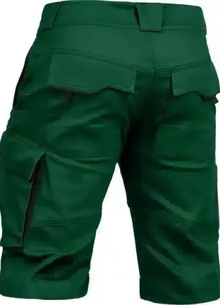 grüne Arbeitsshorts mit mehreren Taschen, robuste Berufskleidung für Handwerk und Pflege