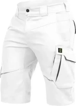 Weiße Arbeitsshorts mit mehreren Taschen, funktional für Hygiene- oder Medizinberufe