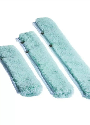 Drei grüne Mikrofasermopp-Bezüge, Reinigungstextilien, professionelle Hygiene