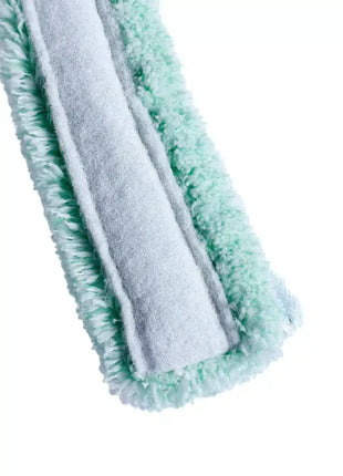 Nahaufnahme eines professionellen Mikrofaser-Wischbezugs für Hygiene und Reinigung