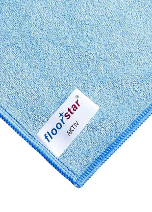 Blaues Mikrofaser Reinigungstuch für professionelle Hygiene mit floorstar Etikett