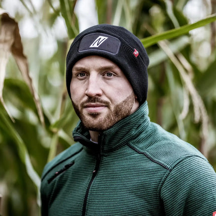 nitras-muetze-schwarz-