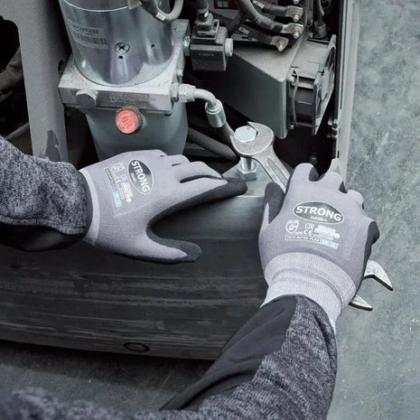 Stronghand NIFOA FLEX Nitrilschaum-Handschuhe Grau/Schwarz Stronghand