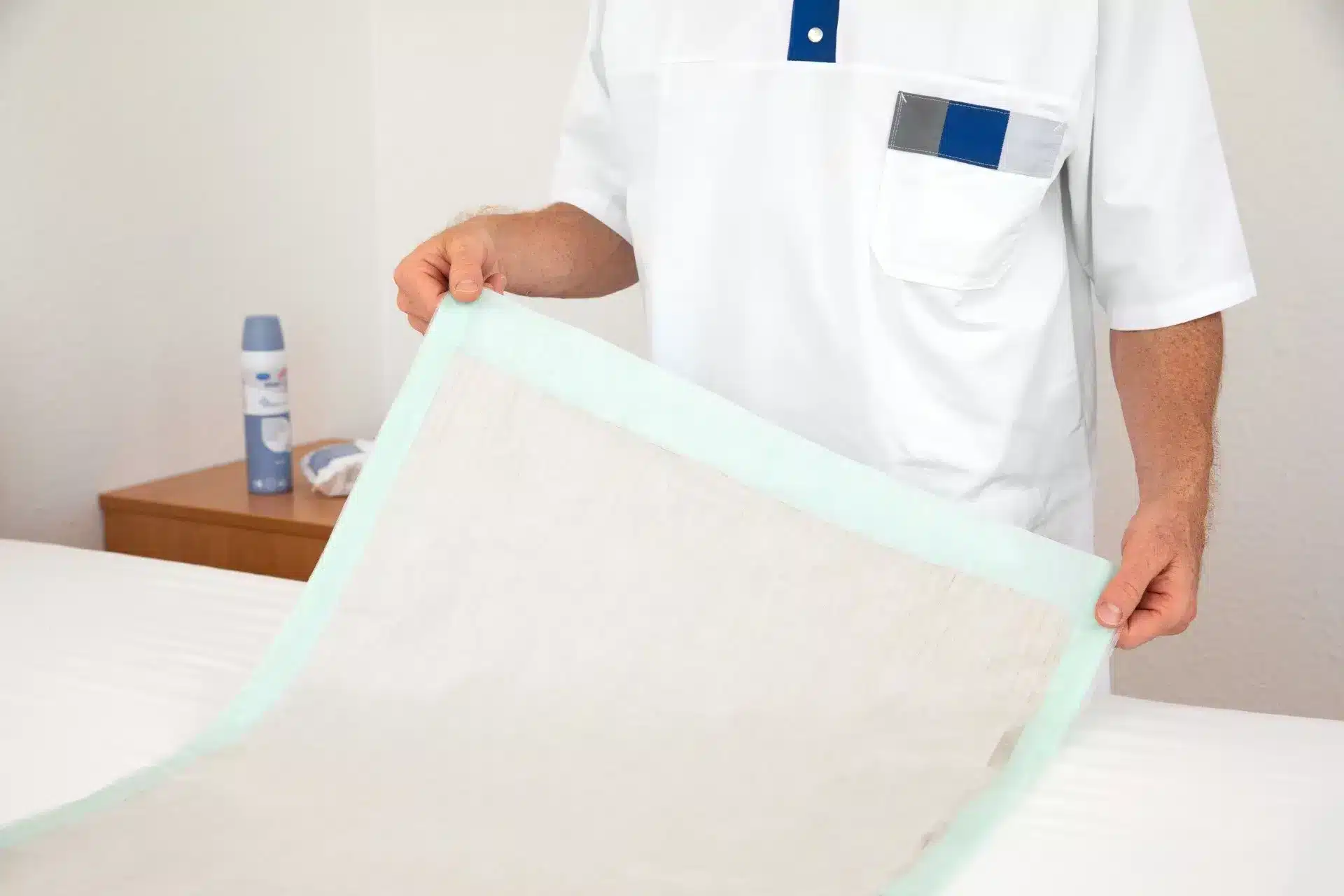 molicare-bed-mat-eco-7-tropfen-12-lagen-bettschutzeinlagen- MoliCare® Bed Mat Eco 7 Tropfen, 12 Lagen