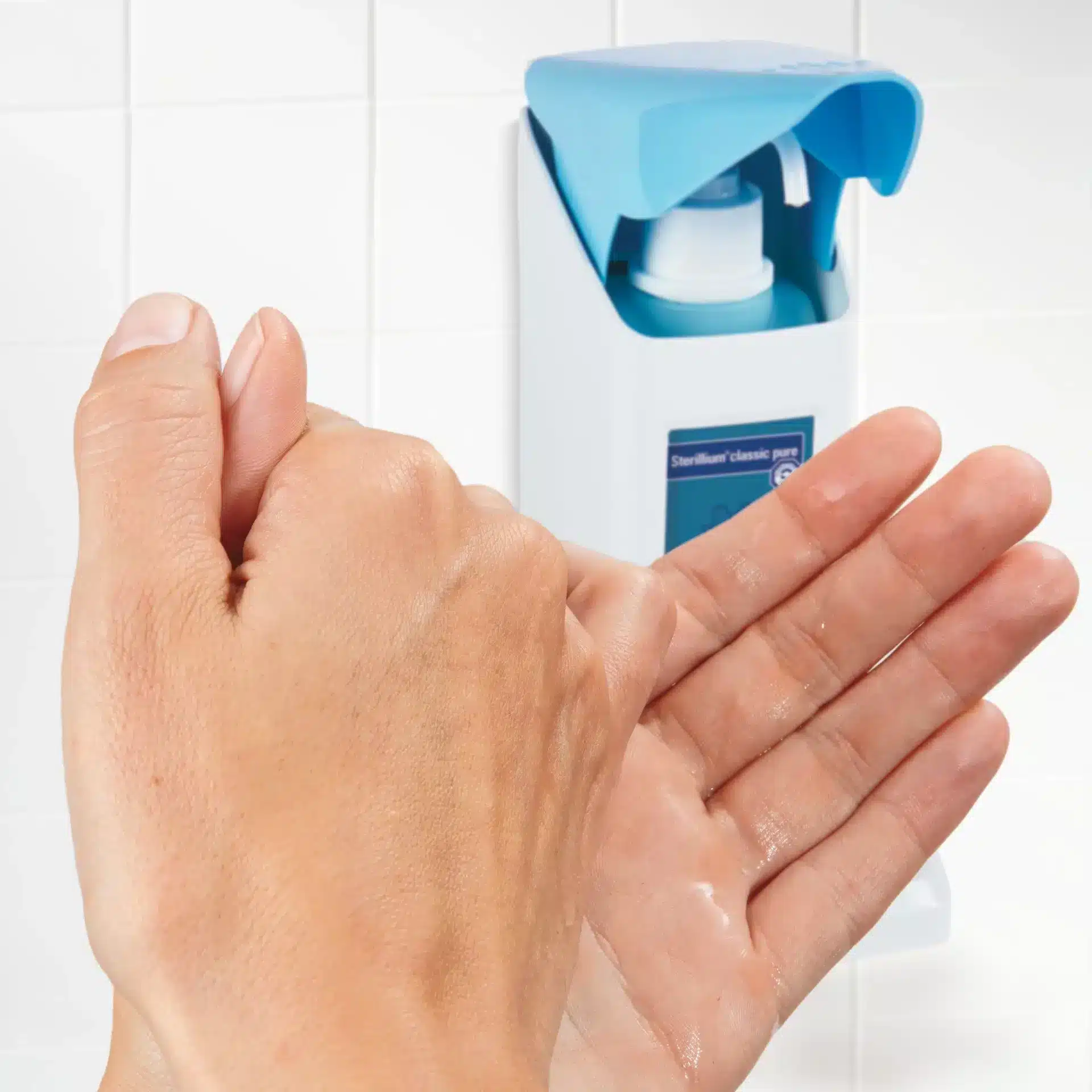 sterillium-classic.pure-haendedesinfektion-desinfektionsmittel- Sterillium® classic pure