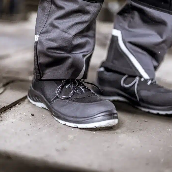 7435 // SOLID STEP